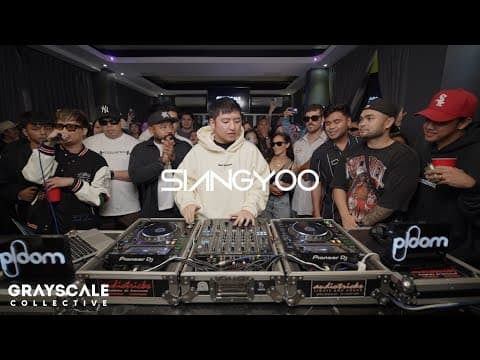 Grayscale Collective 011